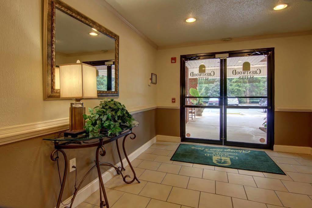 Intown Suites Extended Stay Marietta Ga - Roswell Rd Екстер'єр фото